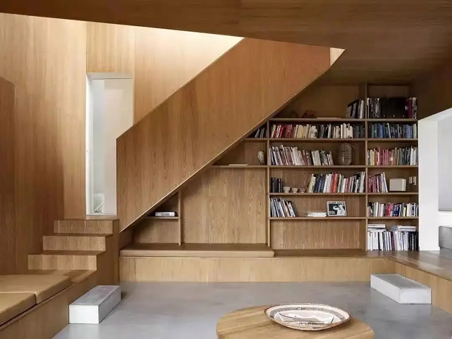 楼梯空间